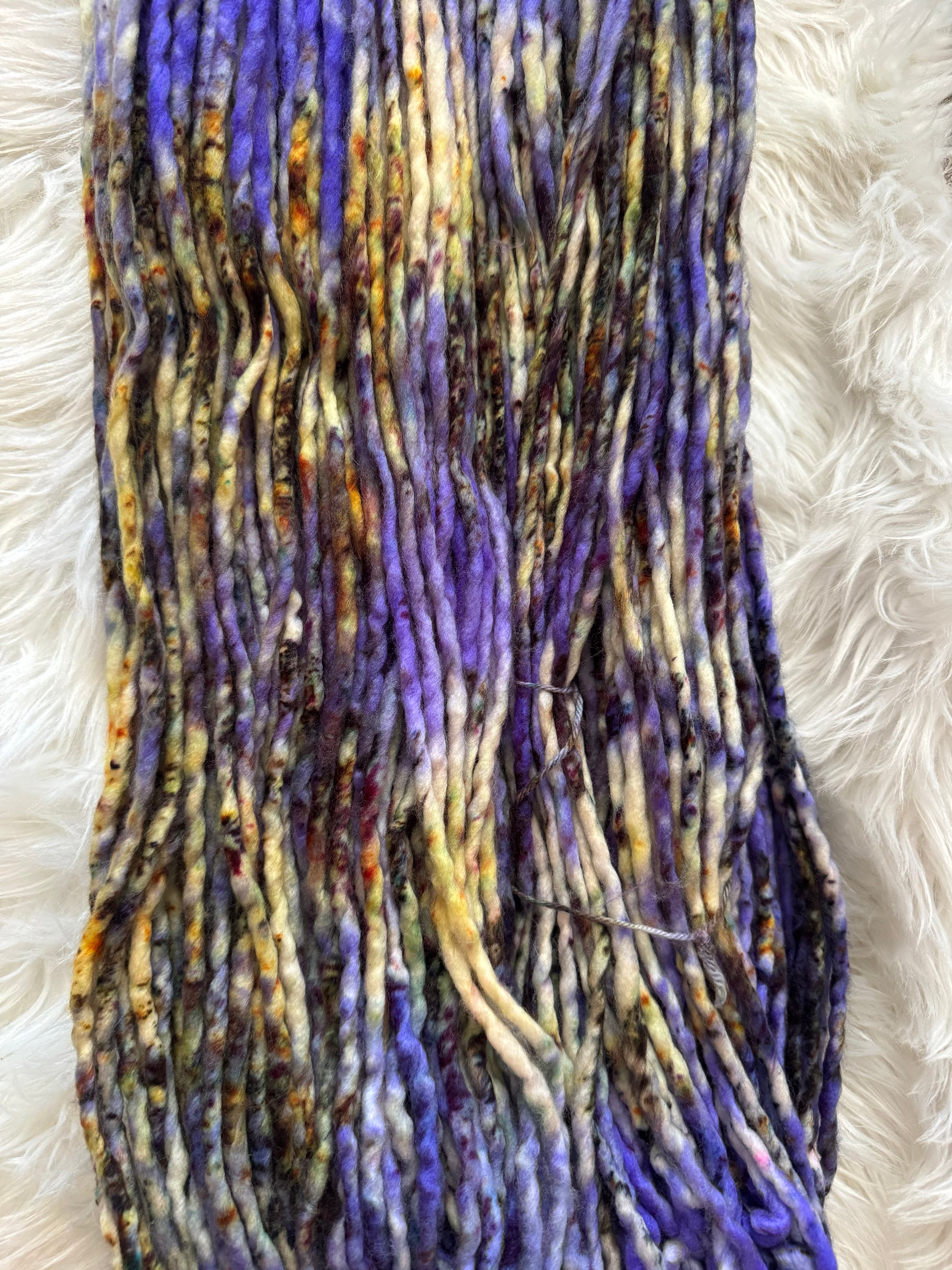 Super Bulky 98yds- Benita