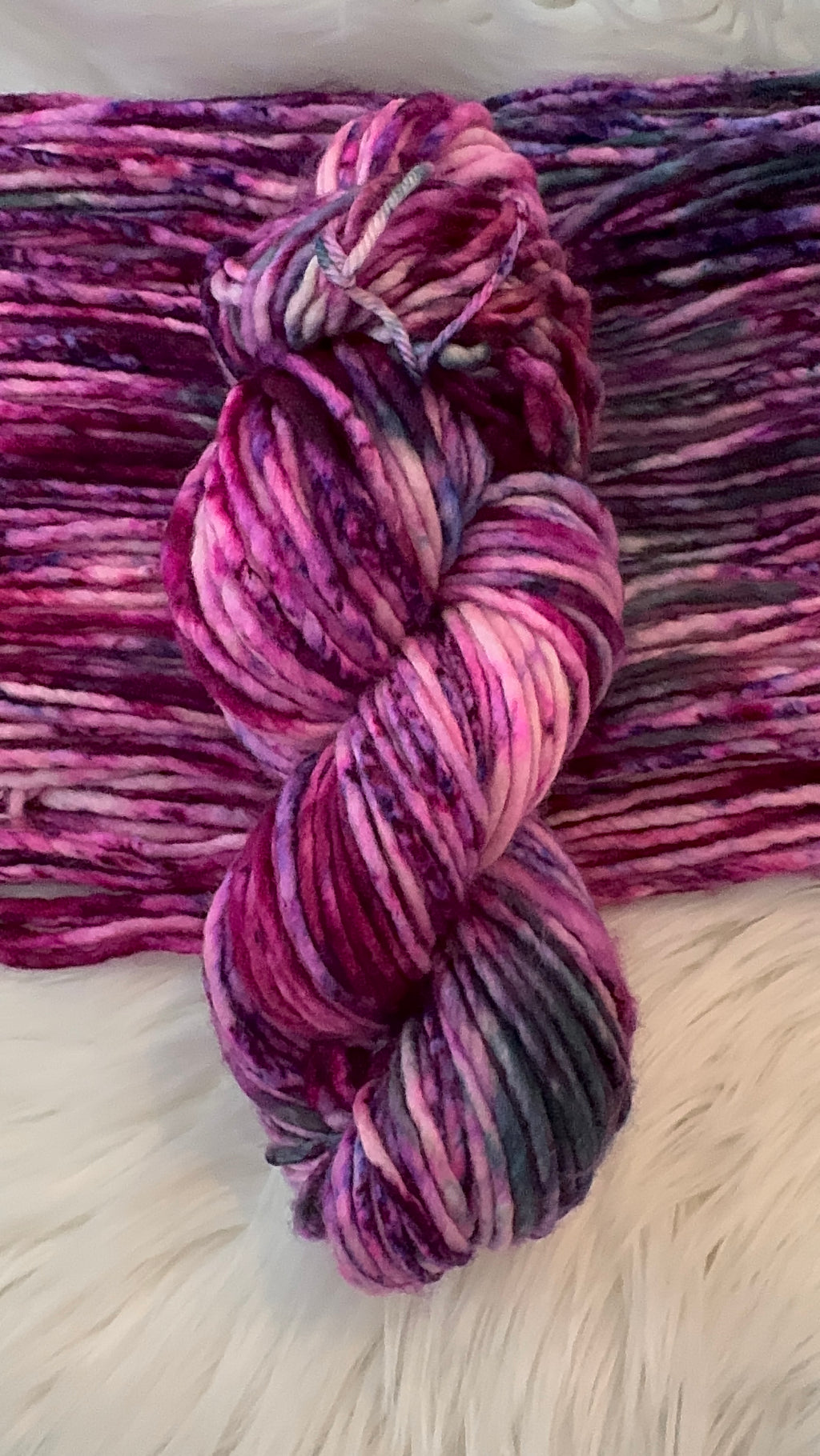 Light Chunky- 109 yds- Moonlit Dragonfruit