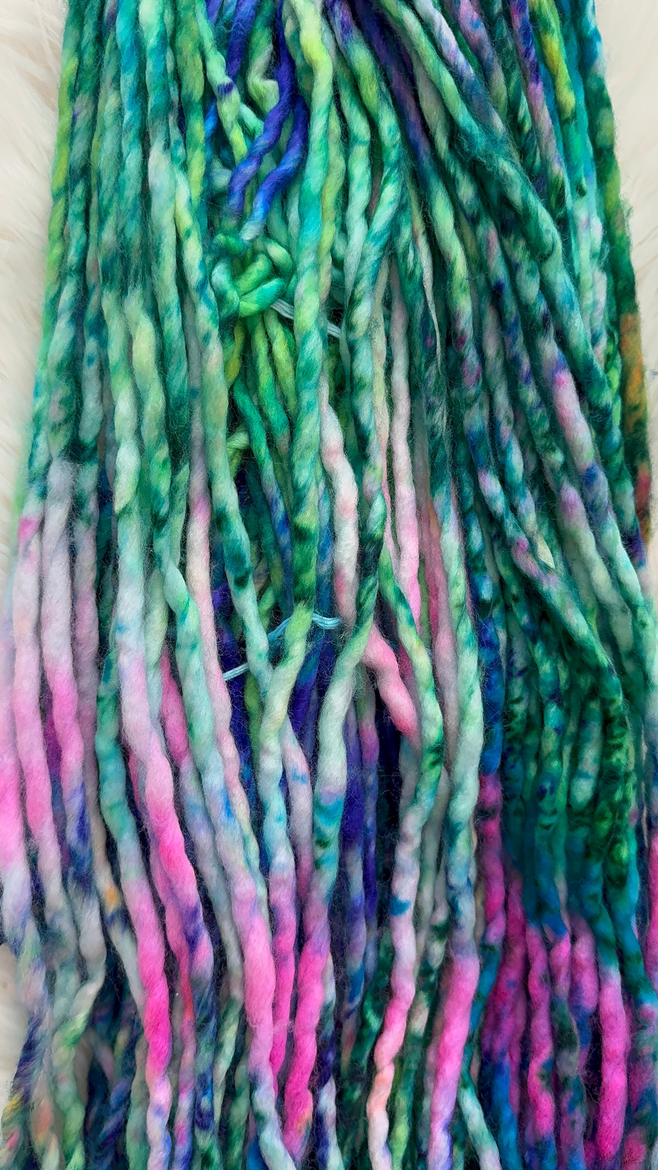Super Bulky 126 Yds- Moonlit Lagoon