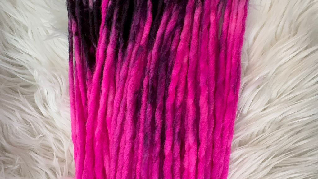 Super Bulky 98 yds- Pink After Dark