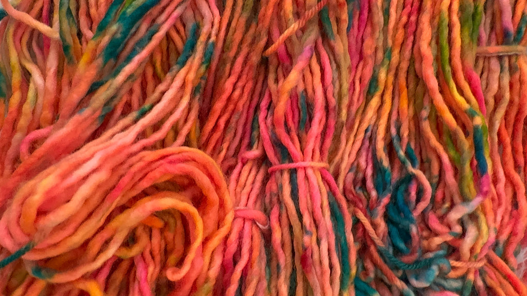 Light Bulky 109 yds- Tropical Moonset