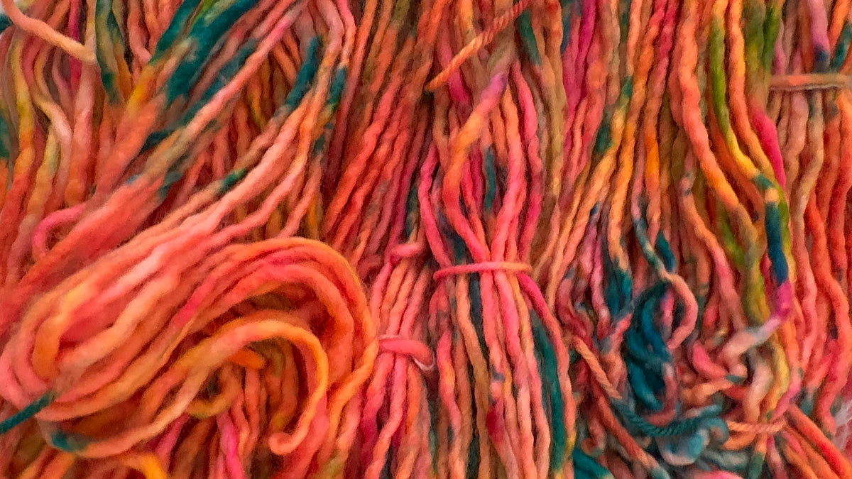 Light Bulky 109 yds- Tropical Moonset