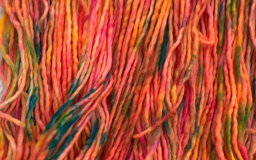 Light Bulky 109 yds- Tropical Moonset