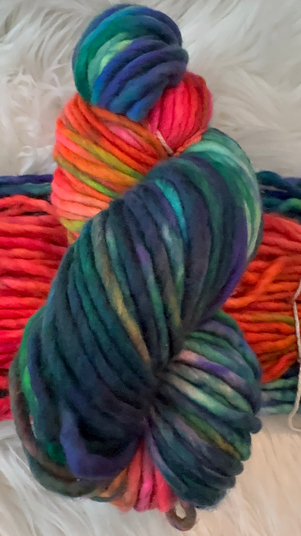 Bulky 82 yds- Midnight Tropics