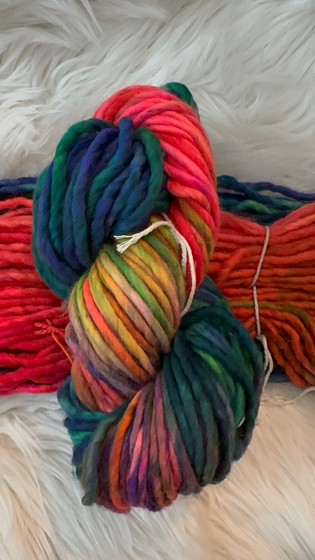 Bulky 82 yds- Midnight Tropics