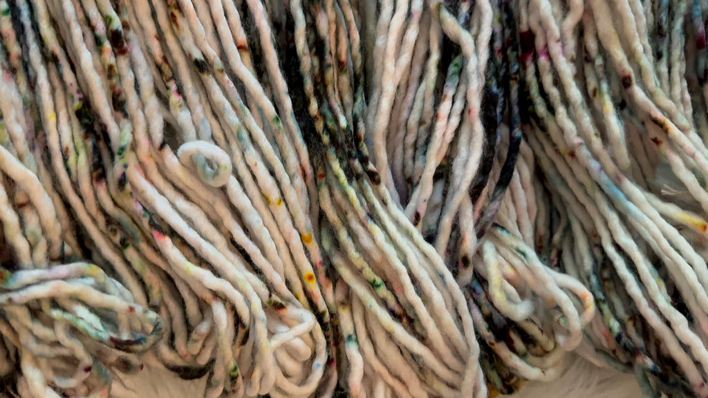 Light Bulky 109 yds- Veiled Moon