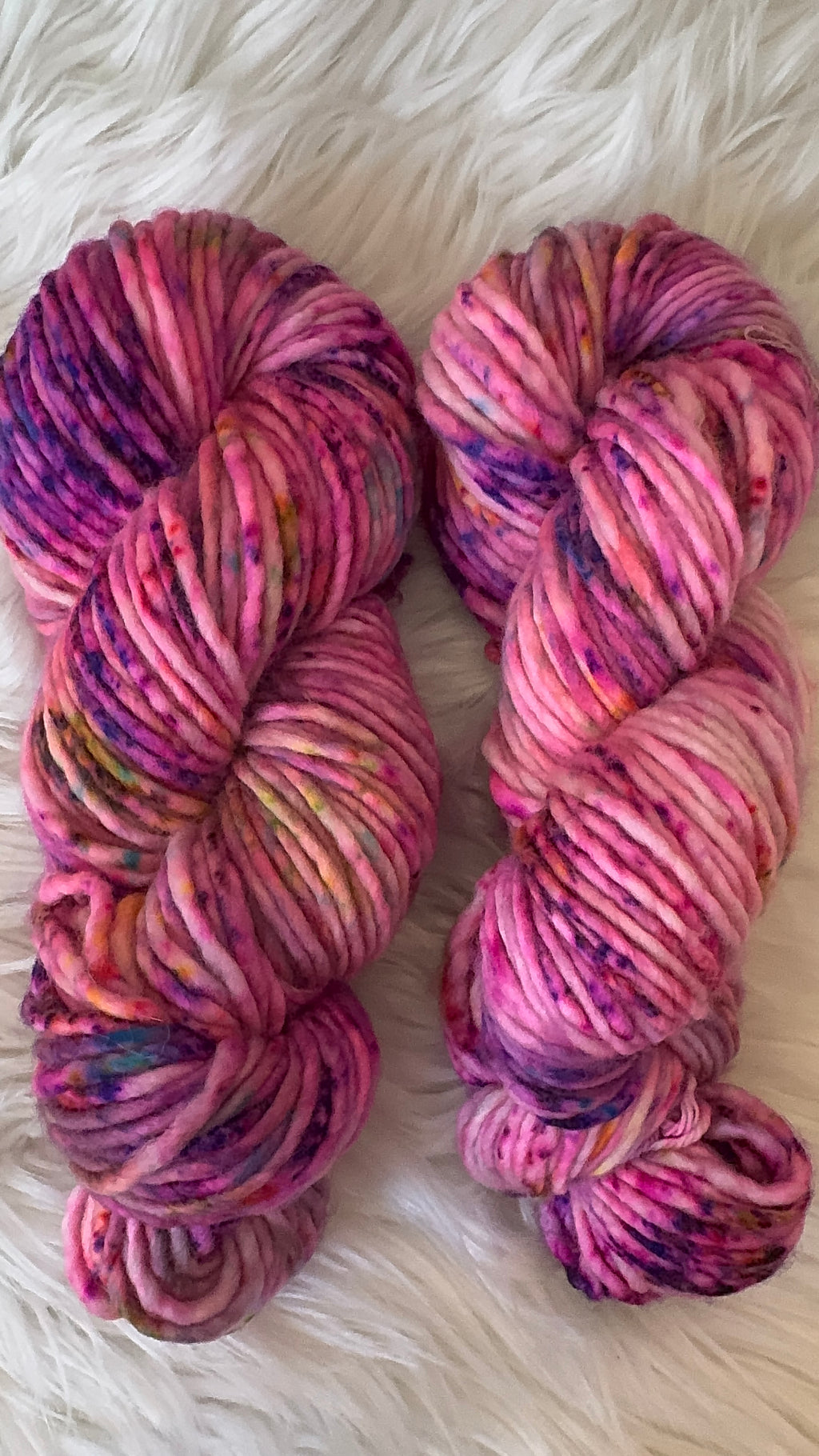 Light Bulky 109 yds- Pink Delight