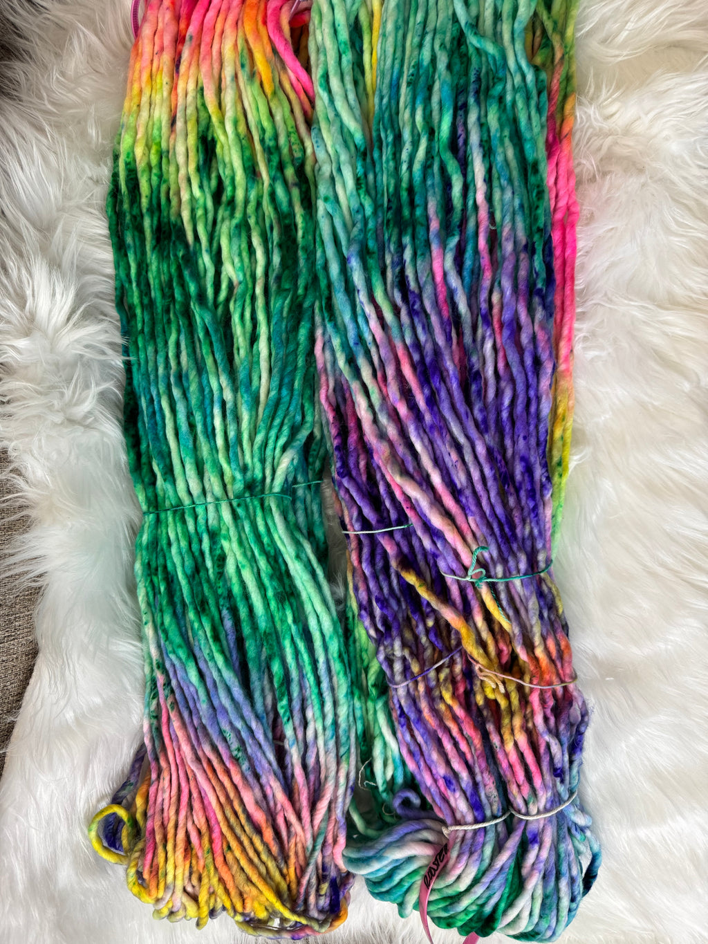 Super Bulky 136 yds- Clown Barf