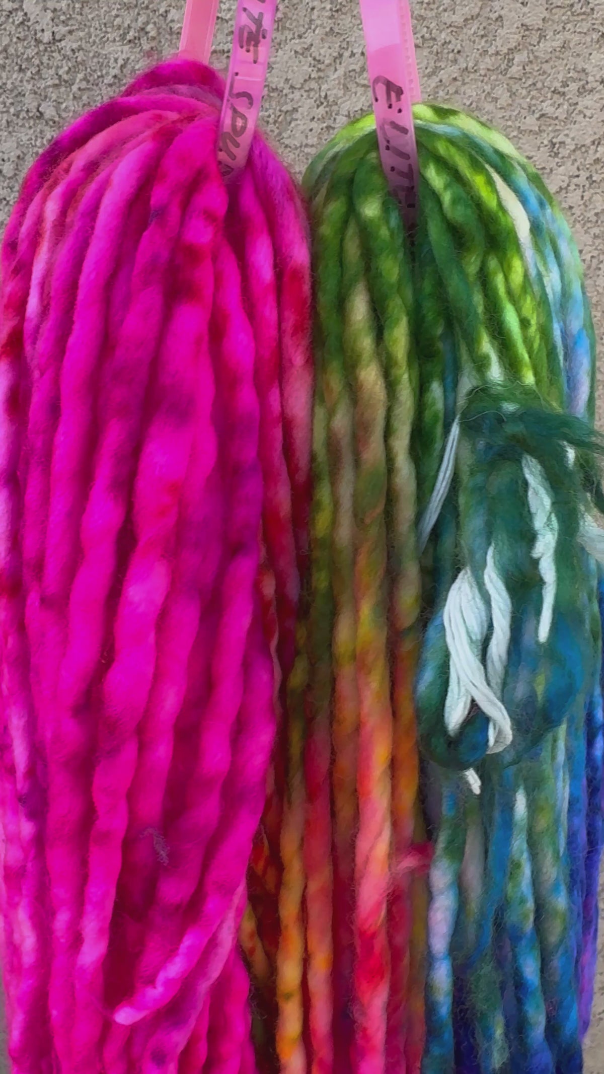 Super Bulky 126 yds- Electric Moonrise